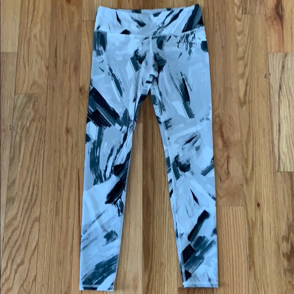 ALO Yoga Abstract Leggings
